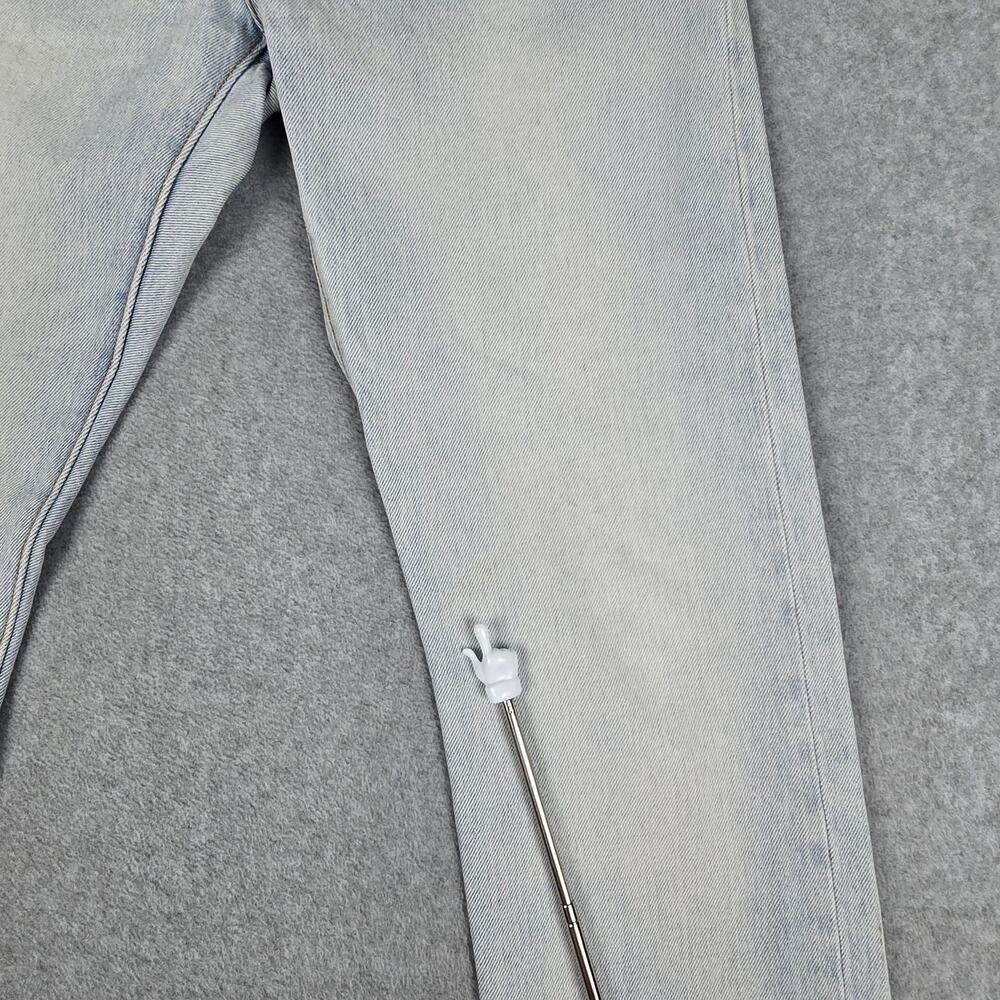 Levi's 501 Mens 28x31 Original Light Wash Button Fly Jeans - Picture 5 of 16